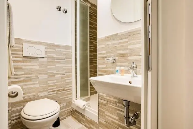 Penelope Holiday - Banyo Tipleri