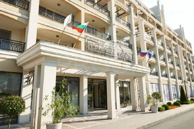 Penelope Palace - Dış Mekan