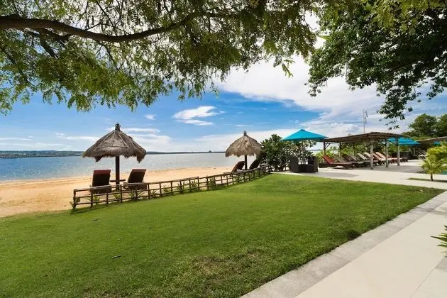 Peninsula Bay Resort - Plaj