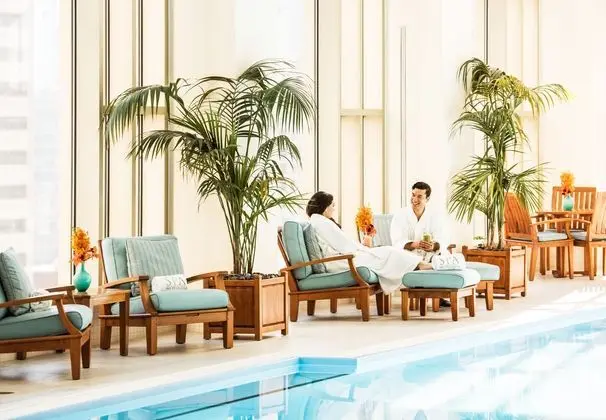 The Peninsula Chicago - Havuz