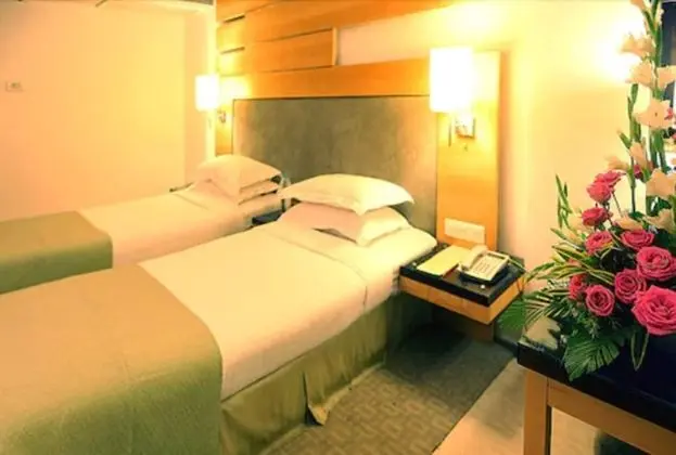 Peninsula Grand Hotel - Oda