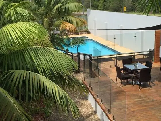 Peninsula Nelson Bay Motel and Serviced Apartments - Havuz