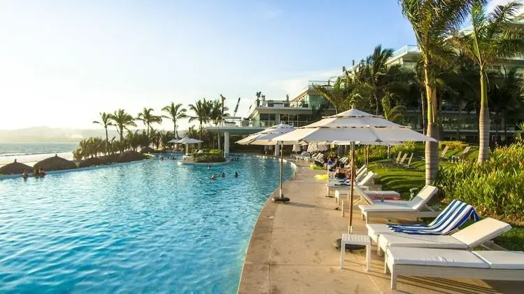 Peninsula Nuevo Vallarta - Havuz