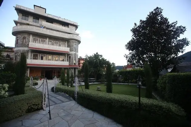 Hotel Peninsula