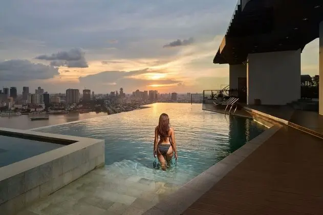 The Peninsula Hotel & Residences