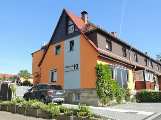 Pension 19