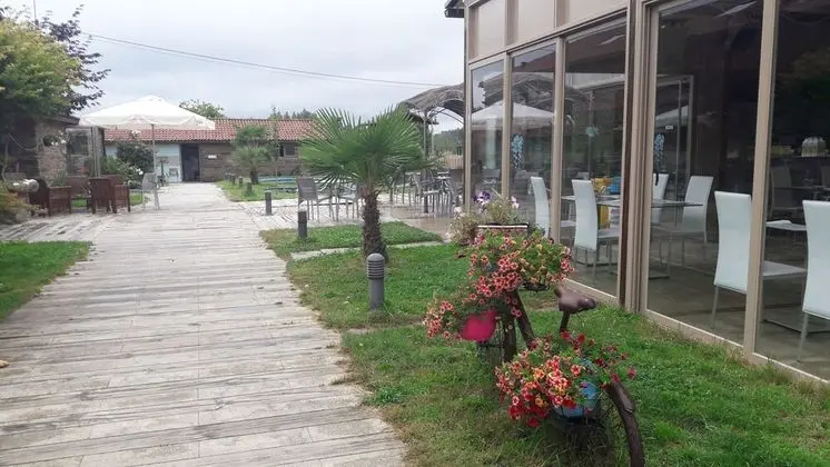 Pensión Albergue Turístico Salceda - Dış Mekan