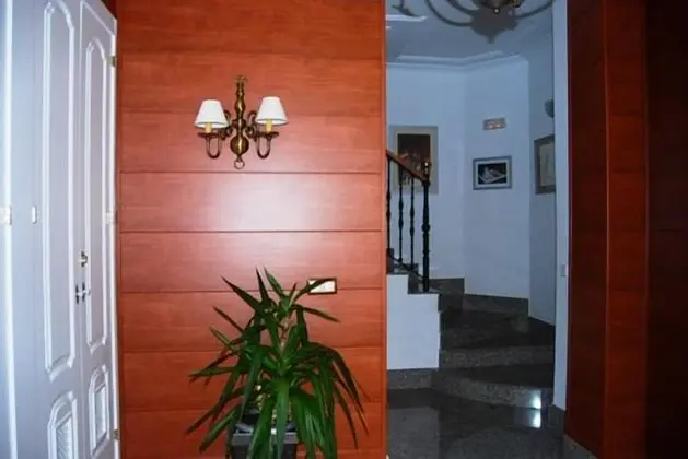 Pensión Encarna Vargas - Lobi