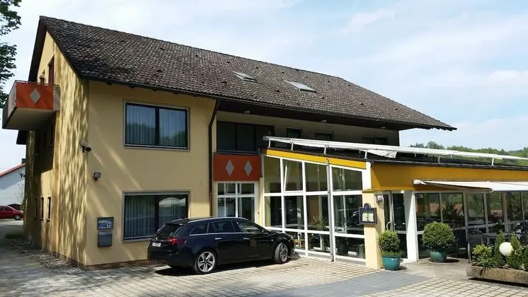 Hotel-Pension Haus Hubertus - Lobi