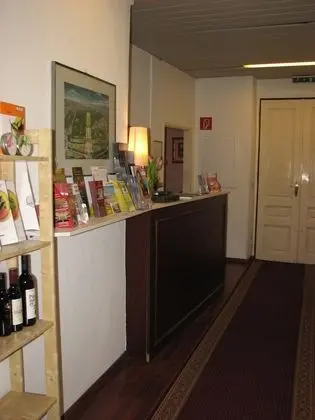 Pension Lerner - Lobi