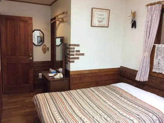 Pension and Log Cottage Hoshinoko - Oda