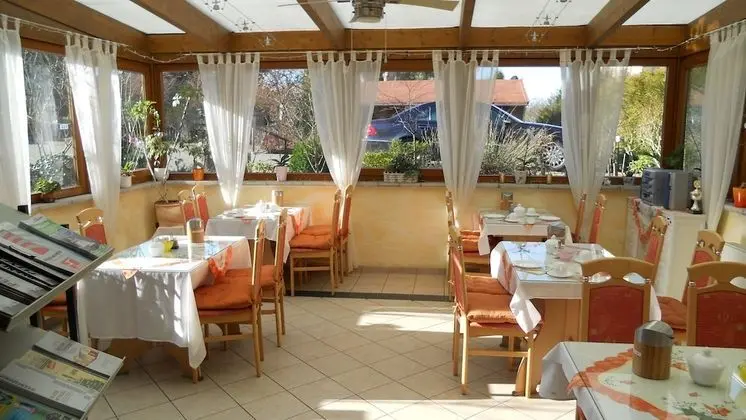 Pension Mittag - Yerinde Yemek