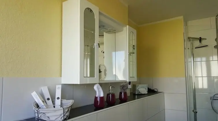 Pension Oberkasseler Hof - İç Mekan