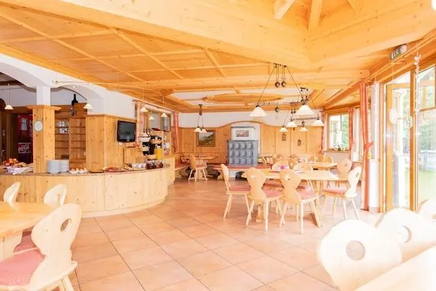 Pension Oberschneider - Lobi