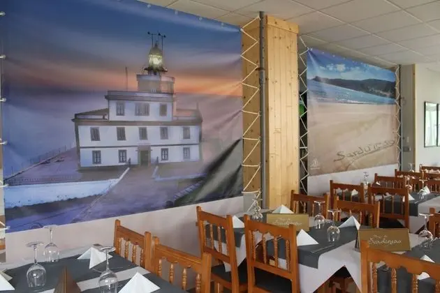 Pensión Playa de Sardiñeiro - Yerinde Yemek