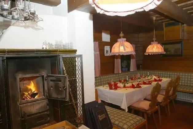 Pension St. Georg Mit Moststüberl - İç Mekan