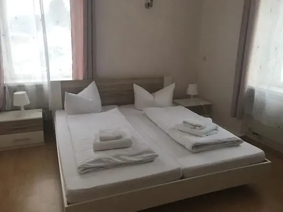 Pension zur alten Schule