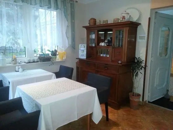 Pension Zur Kirchsee - Yerinde Yemek