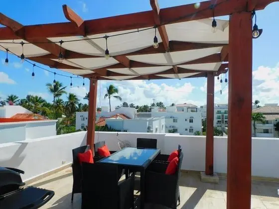 Pent House With Private Roof Walking Distance to Los Corales Beach - Oda