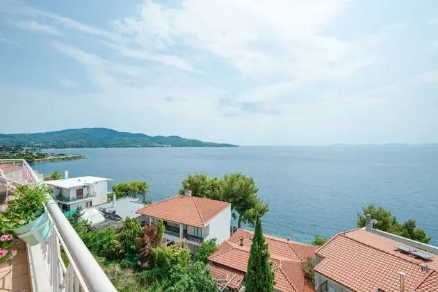 Pentahouse, sea View, in Neos Marmaras, Greece