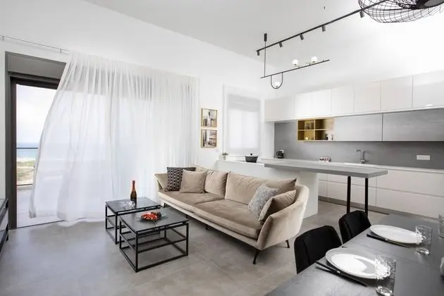 Penthouse Apartment near Akhziv Beach - İç Mekan