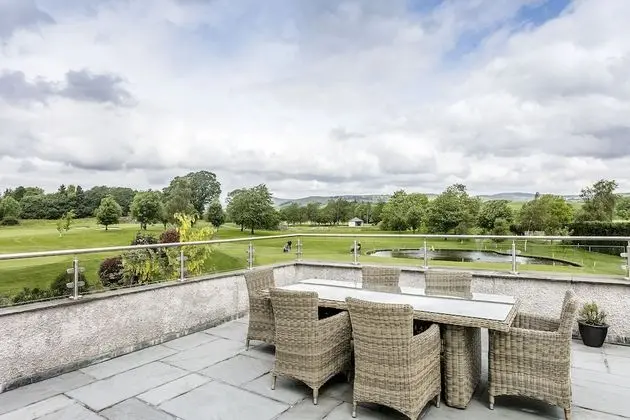 The Penthouse @ Carus Green