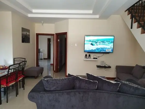 The Penthouse at Comfort Living - Lobi