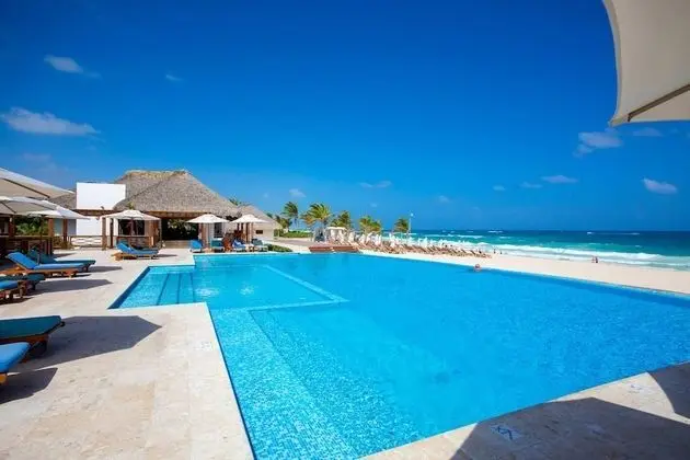 Penthouse De Lujo 336 Cana Rock Condos
