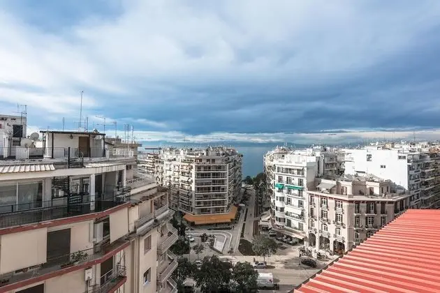 Penthouse Level 9 Nilie Hospitality MGMT