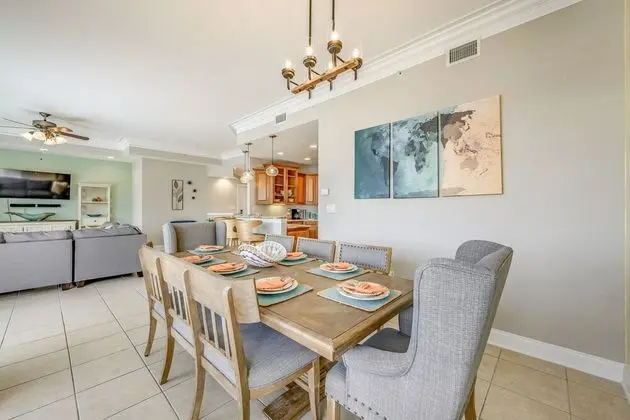 Penthouse Luxury - Exquisite Oceanside Condo - Öne Çıkan Resim