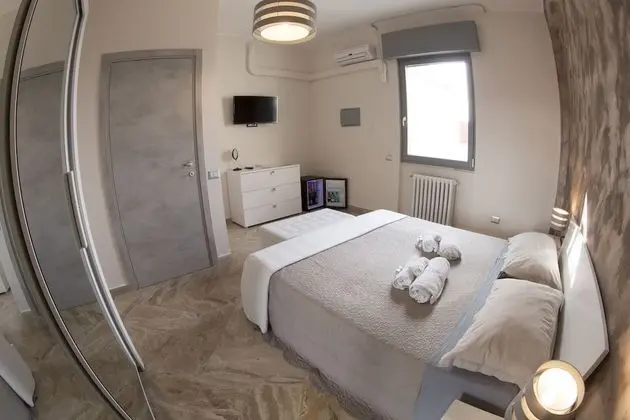 Penthouse Station Luxury Suites & Apts - Oda
