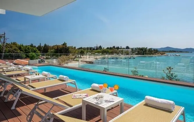 Penthouse Suite Arben - Plaj