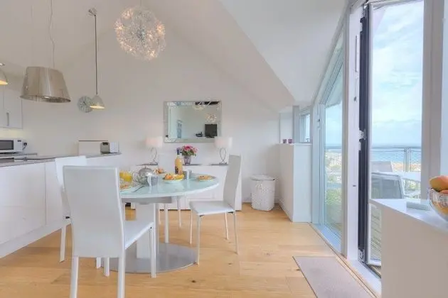 Penthouse View - Oda Düzeni