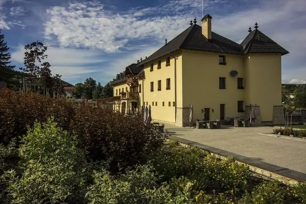 Penzión Chateau Hunting - Dış Mekan