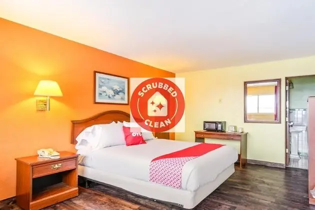 Hotel Peoria Il I-74