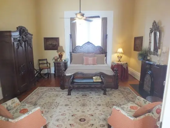 The Pepin Mansion Historic B&B - Oda