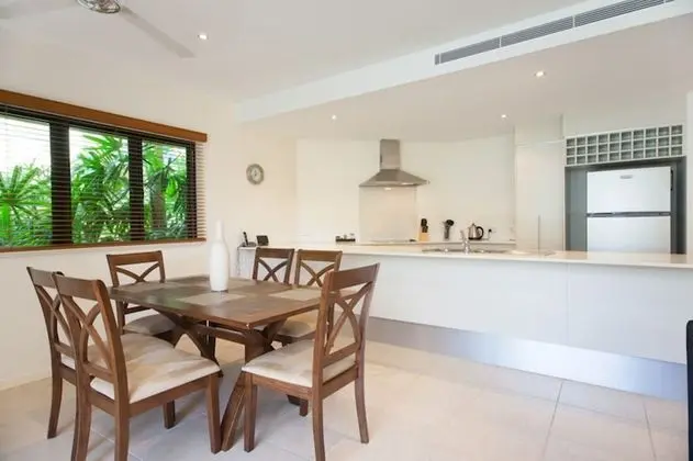 Peponi 2 - Beachfront Apartment - Oda Düzeni