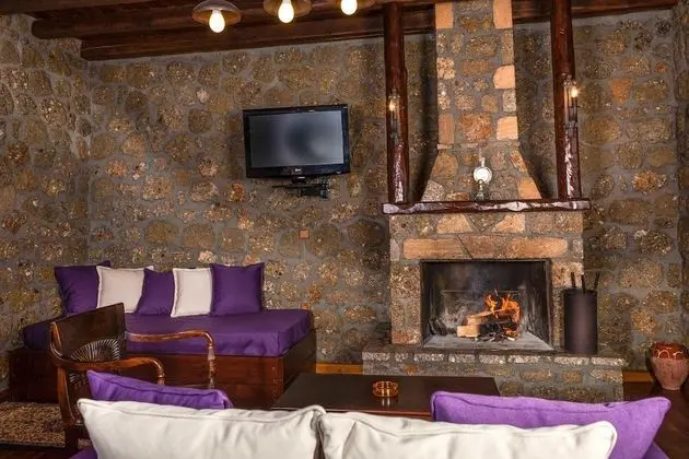 Pera Alonia Guest House - Oda Düzeni