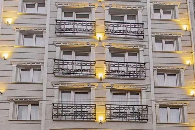 Pera Arya Hotel