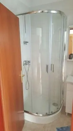 Pere - Parking and Barbecue - A1 - Banyo Tipleri