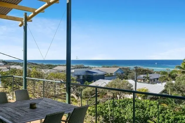 Peregian Beach House - 2/22 Avocet Parade