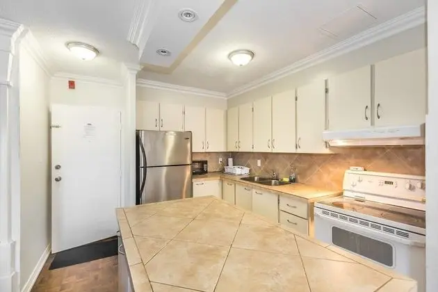 Perfect Family Getaway Close to the Beach & Zoo - Mutfak