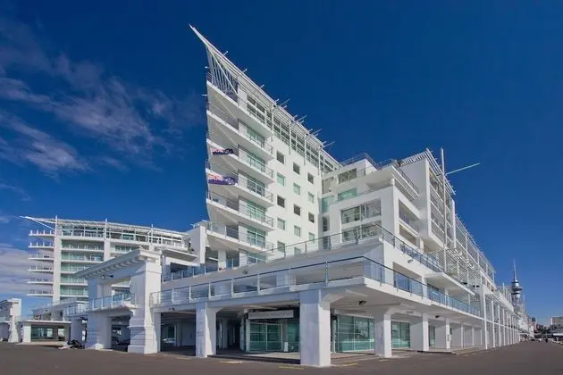Perfect Location, Viaduct Harbour CBD