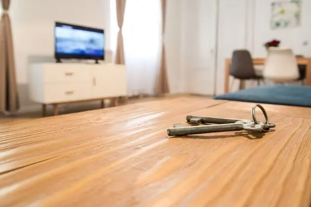 Perfect Stay - Öne Çıkan Resim