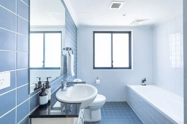 Perfectly Located Apt Rooftop Pool & Spa - Banyo Tipleri