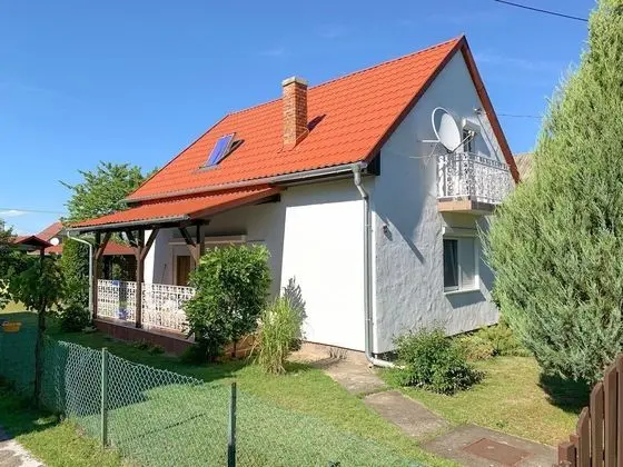Pergola Balatonkereszt r