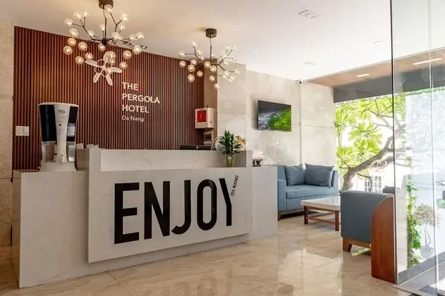 Pergola Design Hotel - Lobi