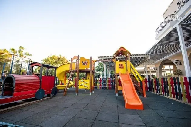 Peridis Family Resort - Dış Mekan