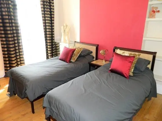 Period Home - Charming Features - 1 Mile From Hoe - Oda
