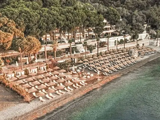 Perios Beach House - Adults Only